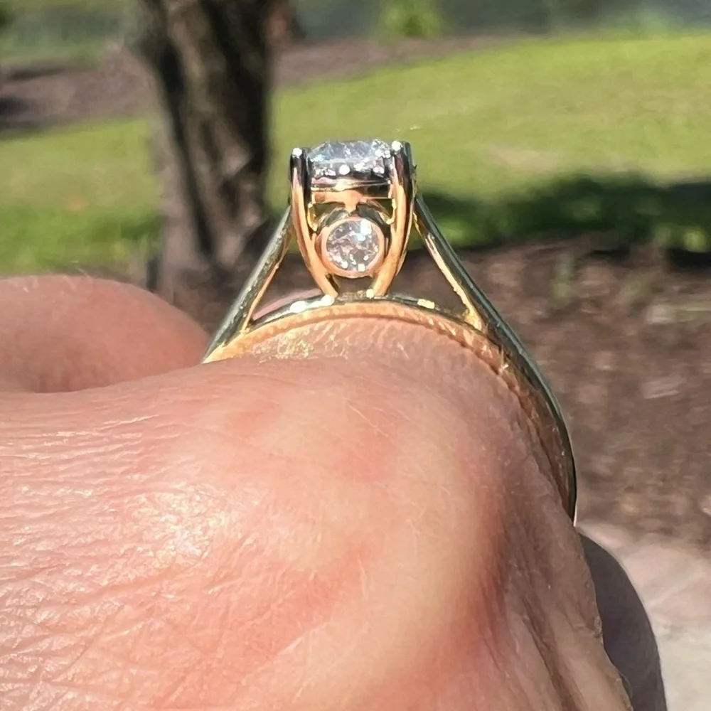10K yellow gold 1/2 Carat T.W. Round Diamond Solitaire Ring size 7 - Picture 3 of 15